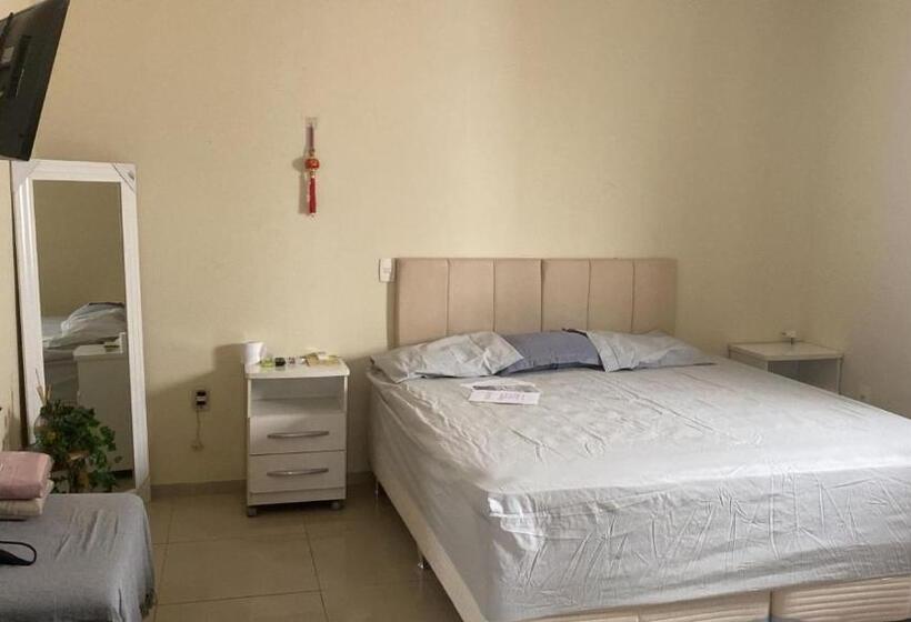 Standart Oda, Lar Feliz