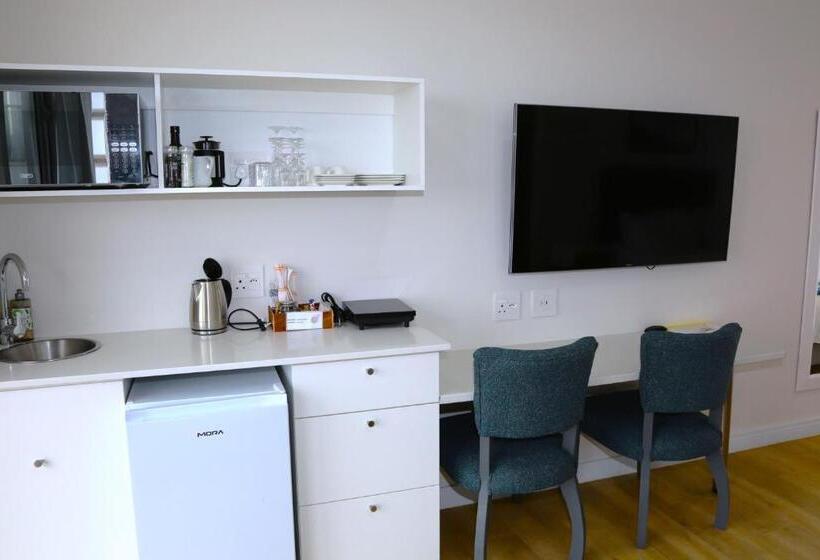 جناح عائلي, Dandelion Lodge At Pinnacle Point Golf Estate