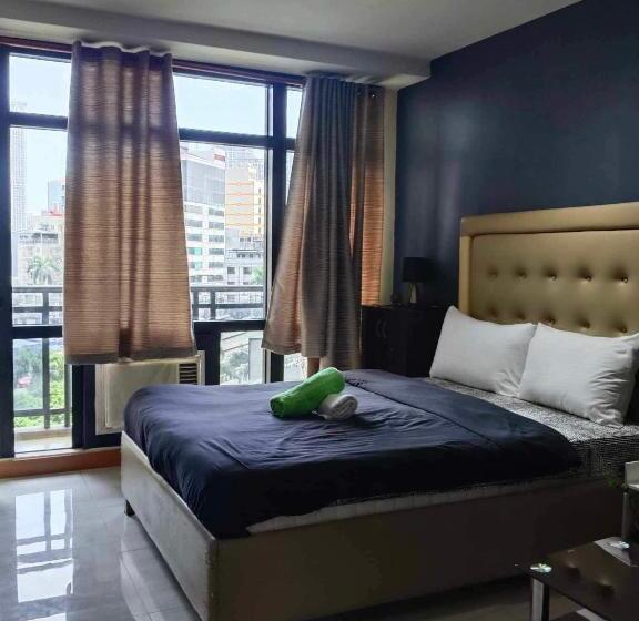 Studio Standard, The Gramercy Makati