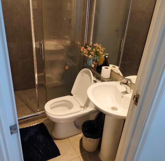 Studio Standard, The Gramercy Makati