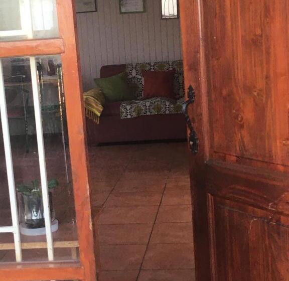 اتاق استاندارد با سرویس بهداشتی مشترک, Fran&emmaiii