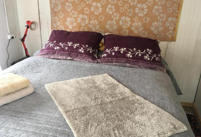 اتاق استاندارد با سرویس بهداشتی مشترک, Fran&emmaiii