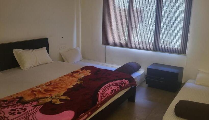 Quarto Familiar Vista Montanha, Hostel Jerusalem Kodaikanal