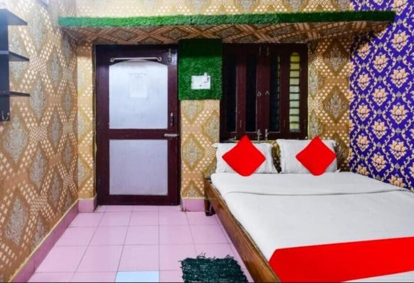 Chambre Standard Lit King Size, Goroomgo Sri Jagannath Nibas Puri