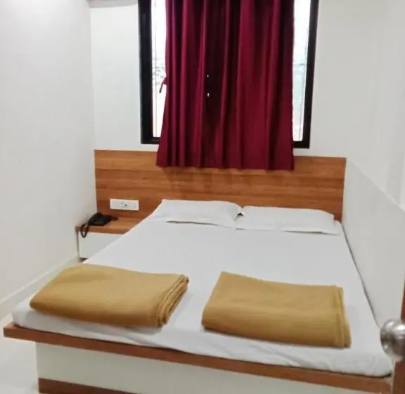 Deluxe-huone, Shreejay