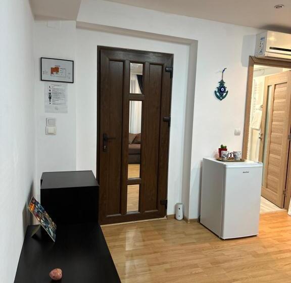 침실 1개 아파트, Gemasoti House