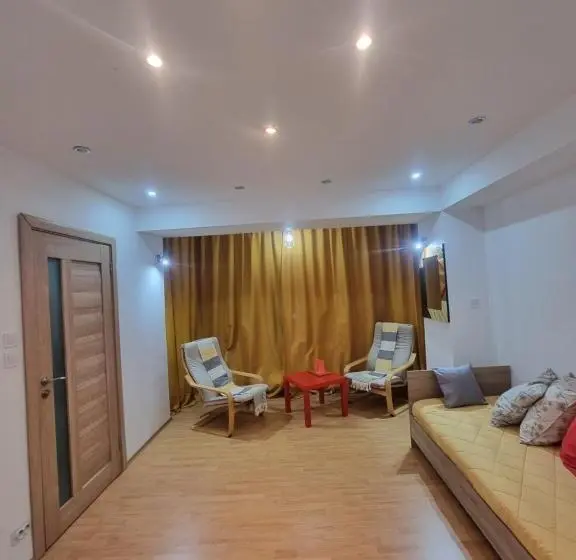 آپارتمان 1 خوابه, Gemasoti House