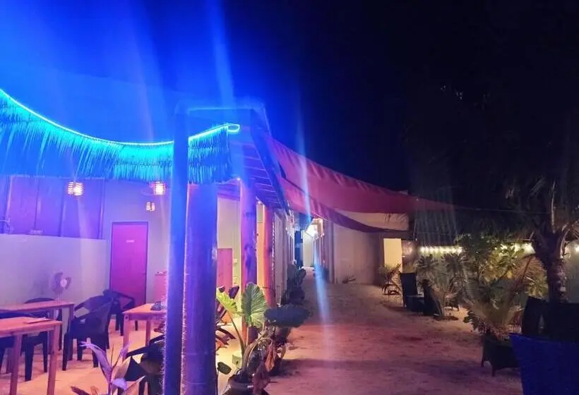 اتاق سوپریور با چشم‌انداز باغ, Mamello Beach Club Maldives