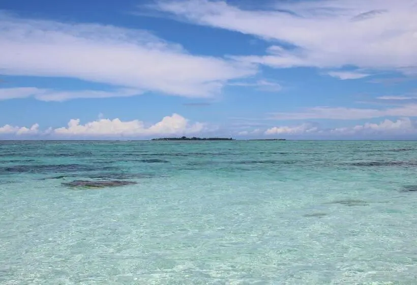 اتاق سوپریور با چشم‌انداز باغ, Mamello Beach Club Maldives
