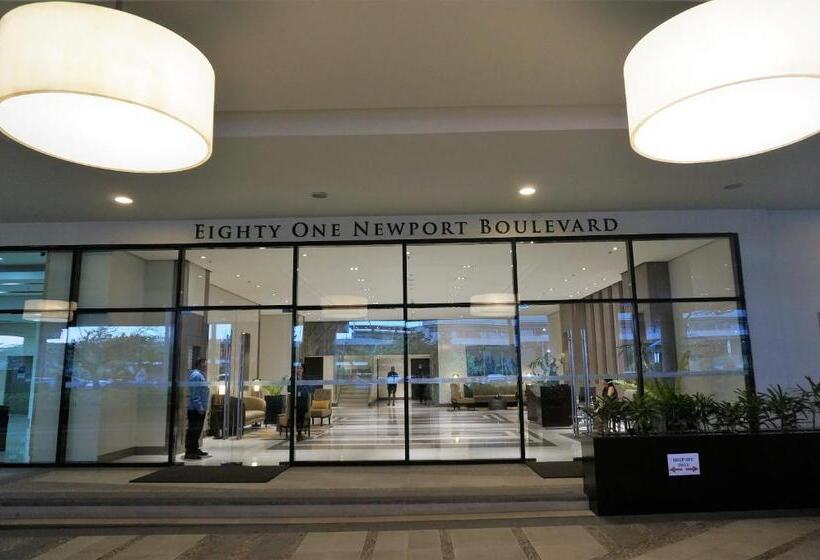 استودیو استاندارد با چشمانداز باغ, Eighty One Building C53j Condotel