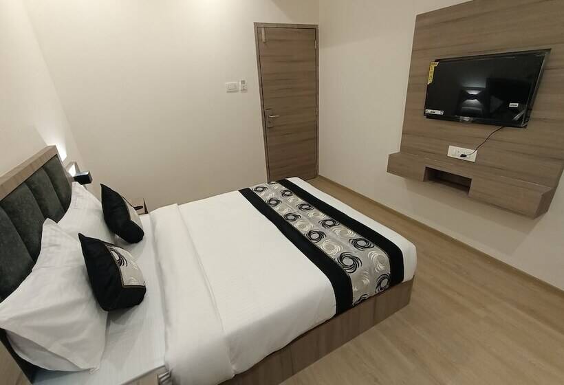 غرفة ديلوكس, Beverly Palace Santacruz   Near Bkc   Mumbai Airport T1