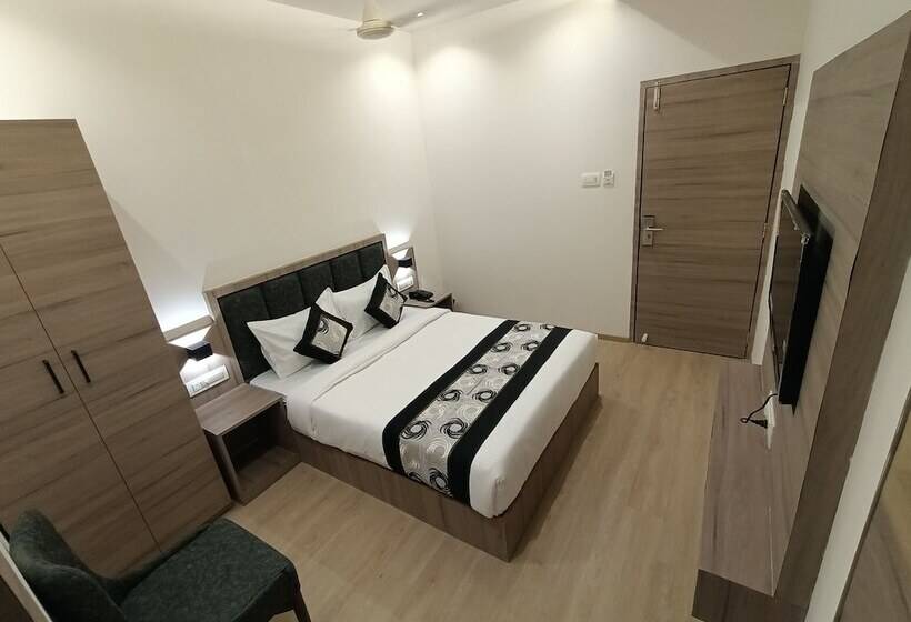 غرفة ديلوكس, Beverly Palace Santacruz   Near Bkc   Mumbai Airport T1