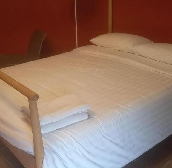 Standardrum, Khao Yai Lake Hill Resort เขาใหญ่เลค ฮิลล์ รีสอร์ท