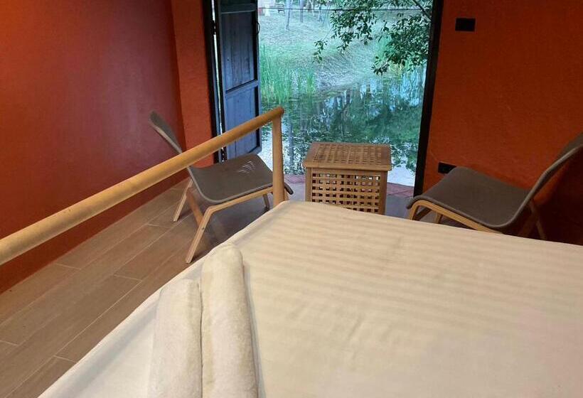 Номер Стандарт, Khao Yai Lake Hill Resort เขาใหญ่เลค ฮิลล์ รีสอร์ท