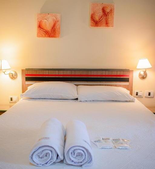 اتاق راحتی سه تخته, Rio Dorado