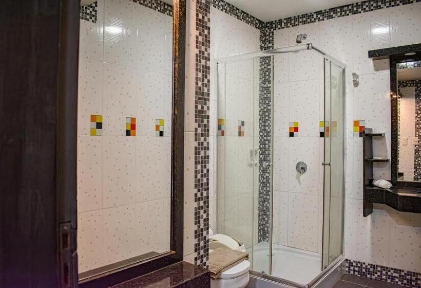 اتاق کلاسیک چهارنفره, Rio Dorado