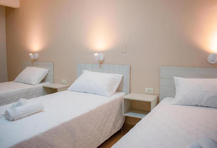 اتاق خانوادگی, Rio Dorado