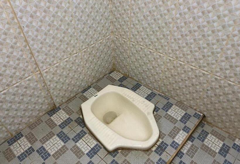 חדר סטנדרט, Spot On 93519 Kebun Manis Homestay