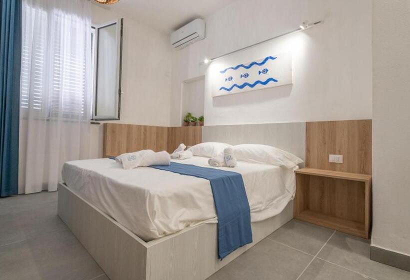 标准三人间, Il Cortile Isola Casa Vacanze