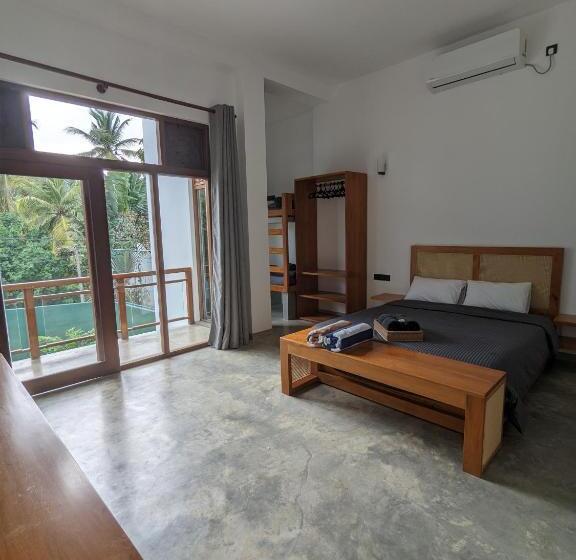 Семейный Номер Вид на Сад, Losu Polhena