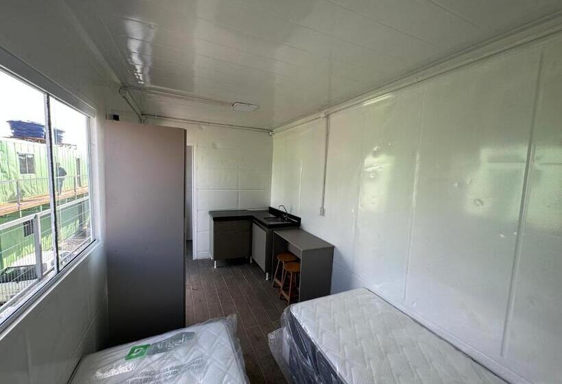 标准间, Vila Verde Containers