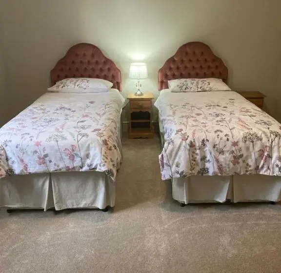 ガーデンビュースタンダード4ベッドルーム, North Clifton Hall