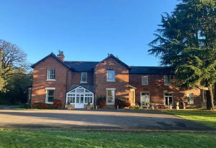 キングサイズベッドのデラックスルーム, North Clifton Hall