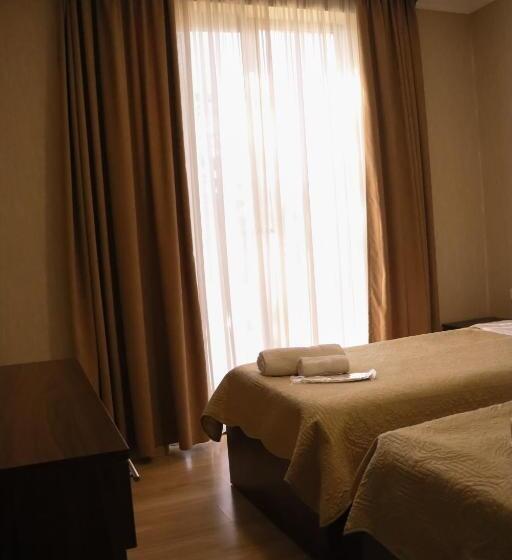 Standard Triple Room with Terrace, Kisi Garden