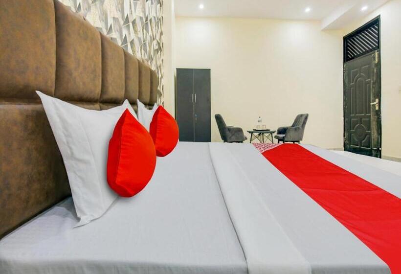 اتاق کلاسیک سه تخته, Orchid Regency