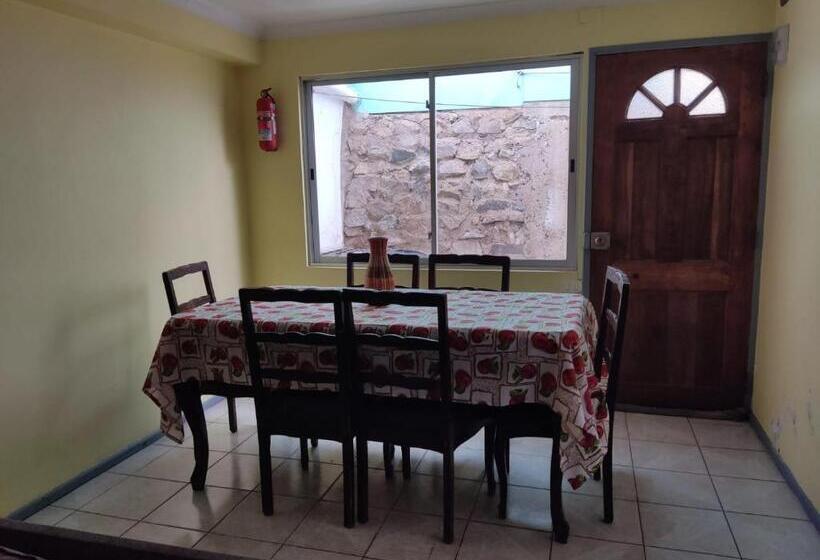 스탠다드 트리플 룸, Alojamiento Las Lilas