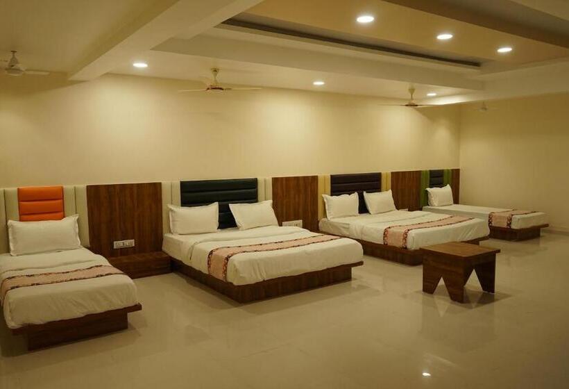 סוויטה משפחתית, Metro Inn