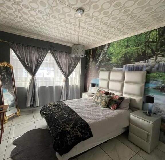 デラックスルーム, P&l Exclusive Beauty Parlour