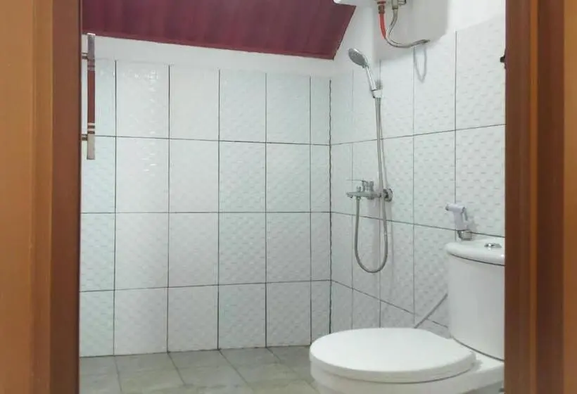 デラックスルーム, Urbanview Hotel Nerine S Glamping Village Cipanas By Reddoorz