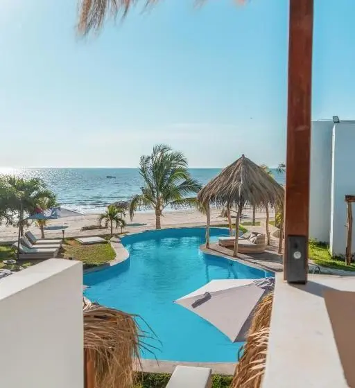 اتاق خانوادگی, Beso De Sal Resort