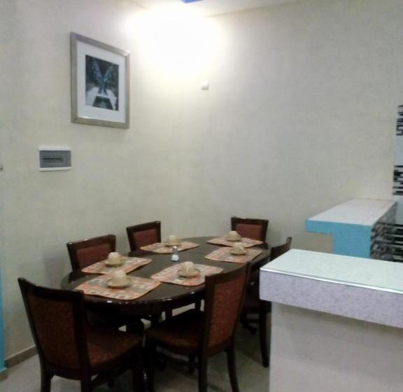 Apartamento 1 Quarto Rés-do-chão, Eka Elite