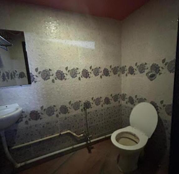 غرفة قياسية ثلاثية, Roop Amrit Guest House , Agartala