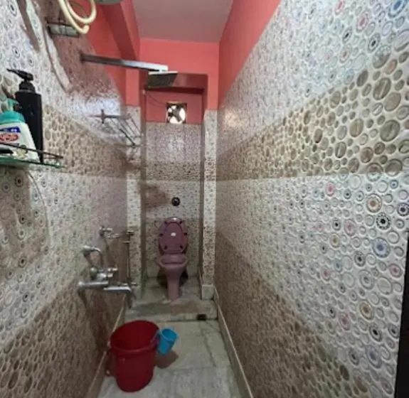 اتاق استاندارد سه نفره, Roop Amrit Guest House , Agartala
