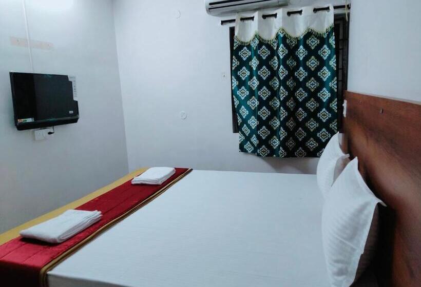 Номер Стандарт, Royal Green Inn