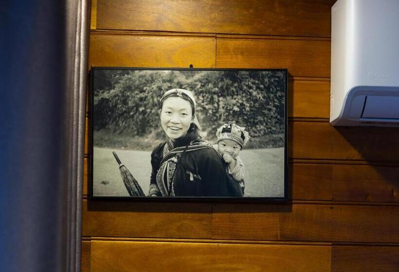 سوییت با چشمانداز کوه, Sapa View Spring Garden