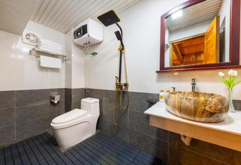 سوییت با چشمانداز کوه, Sapa View Spring Garden