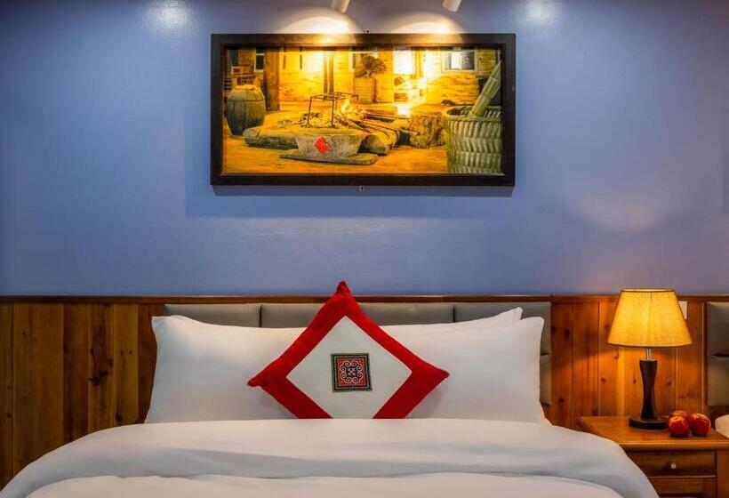 سوئیت جونیور با چشمانداز کوهستان, Sapa View Spring Garden