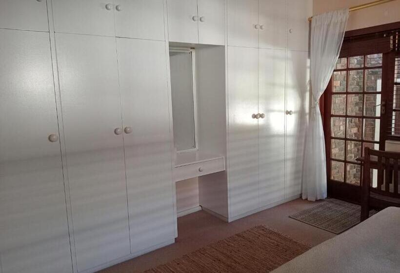 Номер Стандарт, Marinda S B&b