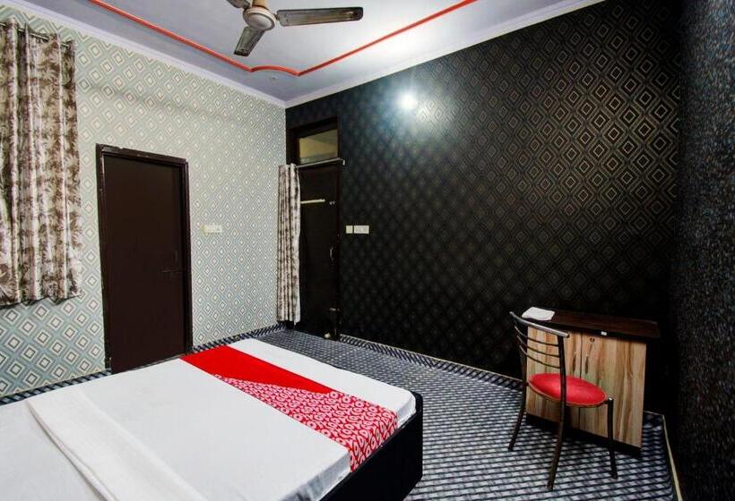 Трехместный Номер Классика, Oyo Hotel Rao Residency