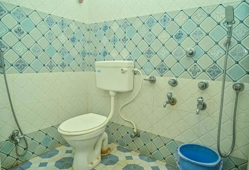 デラックスルーム, Sailabala Guest House Bhadrak