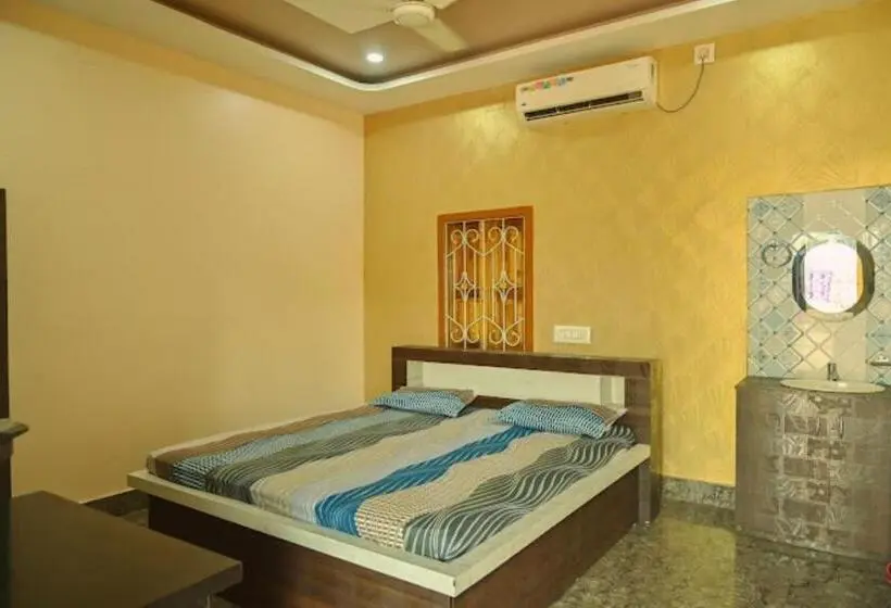デラックスルーム, Sailabala Guest House Bhadrak