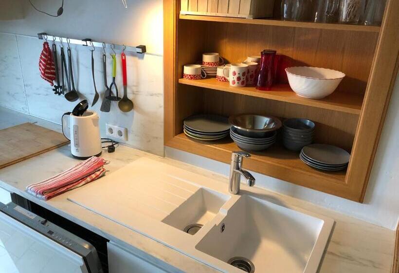 Апартаменты 2 Спальни, Rote Etage, Fränkisches Design, Süd Balkon In Nur 50 Schritten Zum Radweg