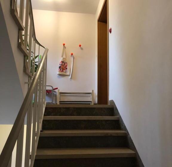 Апартаменты 2 Спальни, Rote Etage, Fränkisches Design, Süd Balkon In Nur 50 Schritten Zum Radweg