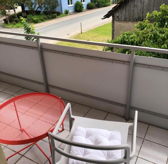 Апартаменты 2 Спальни, Rote Etage, Fränkisches Design, Süd Balkon In Nur 50 Schritten Zum Radweg