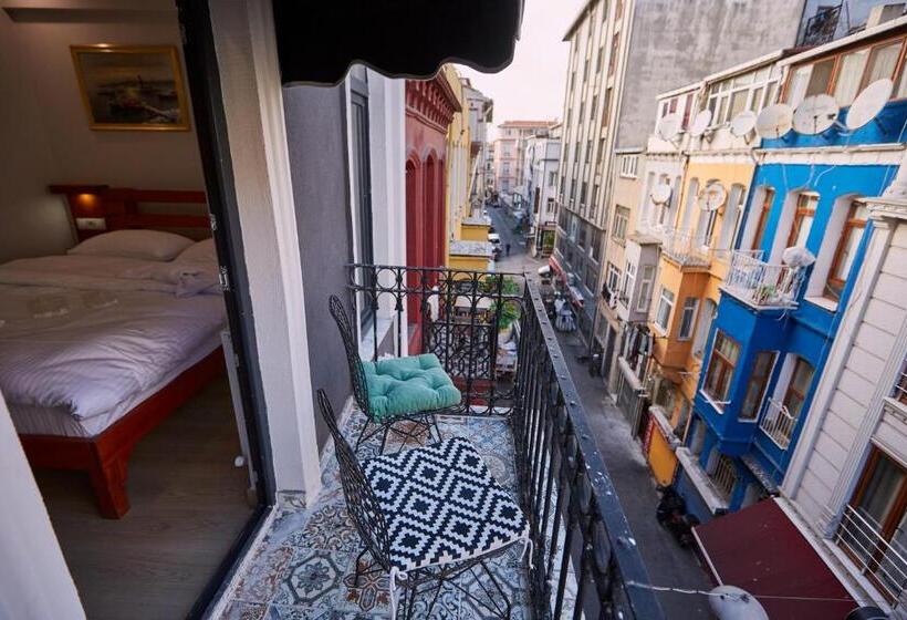 バルコニー付きデラックスルーム, Sabina Hotel Near Grand Bazaar, City Center