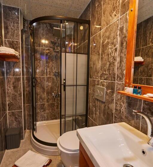اتاق لوکس با چشم‌انداز دریا, Sabina Hotel Near Grand Bazaar, City Center